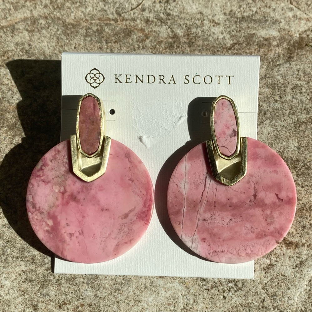 Kendra Scott Didi earrings in pink rhodonite in gold tone very good condition
